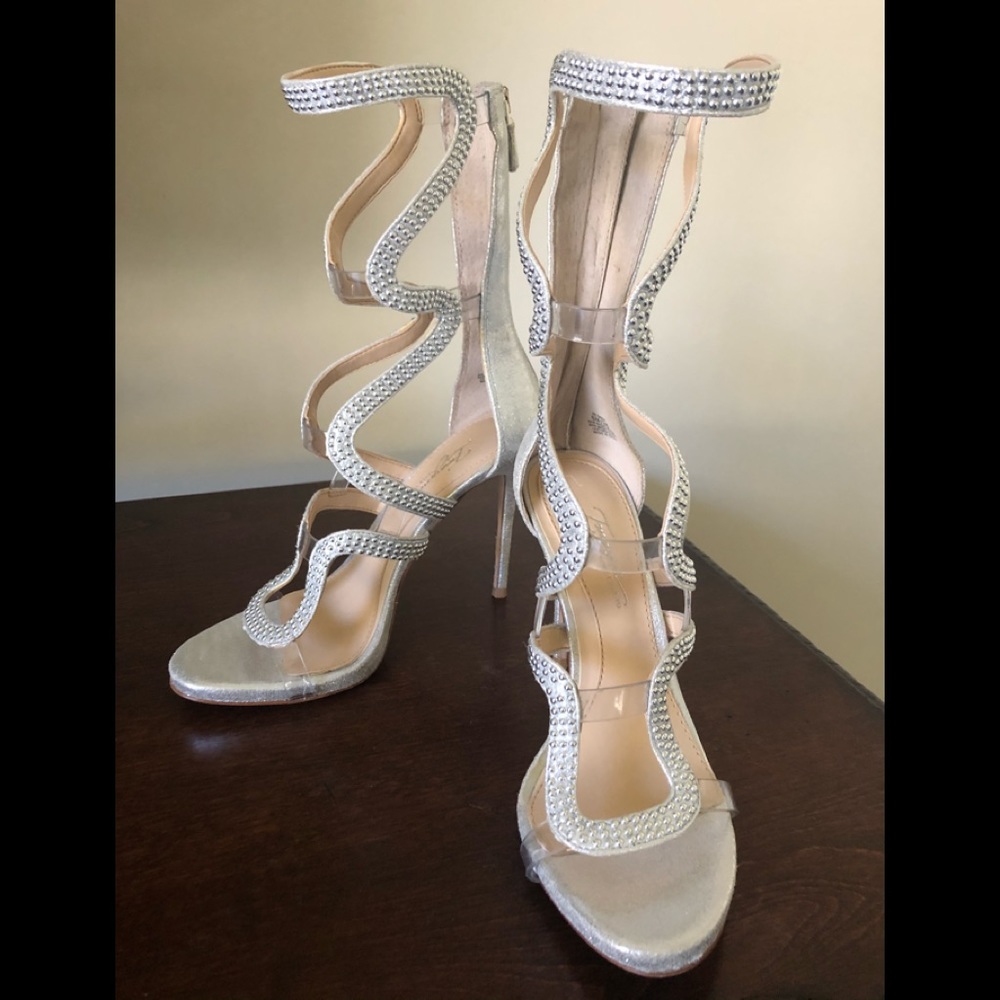 Shoes - Picture 2 of 3